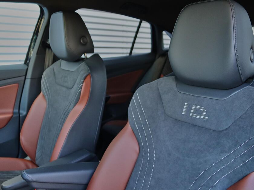 Volkswagen ID.5 Pro ELEKTROMOTOR 150 kW / 204 pk SUV Elektrische a andrijving