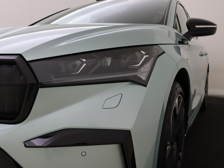 Škoda Enyaq iV 80 Sportline 12% bijtelling | Warmtepomp | Panoramadak | LM 21" | Navigatie
