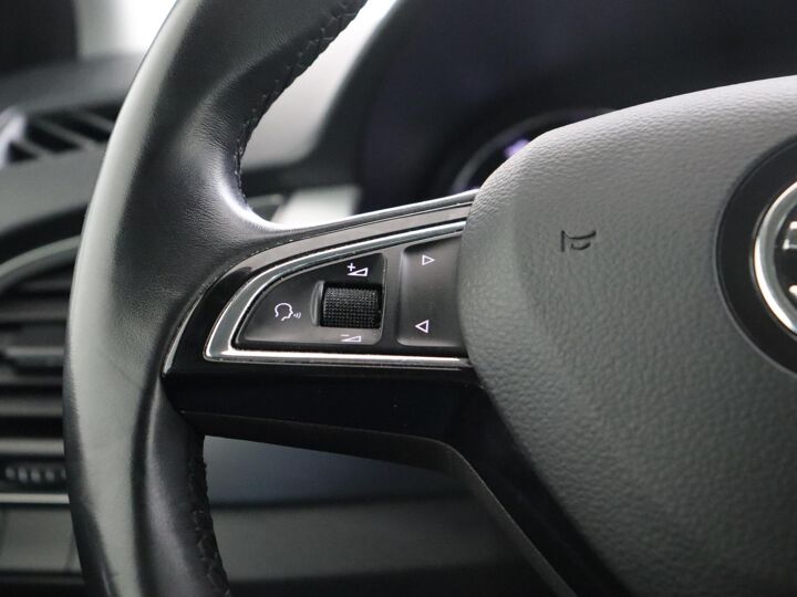 Škoda Fabia Combi 1.0 TSI Drive | 95 PK | Cruise Control | DAB | Navigatie | Airco |