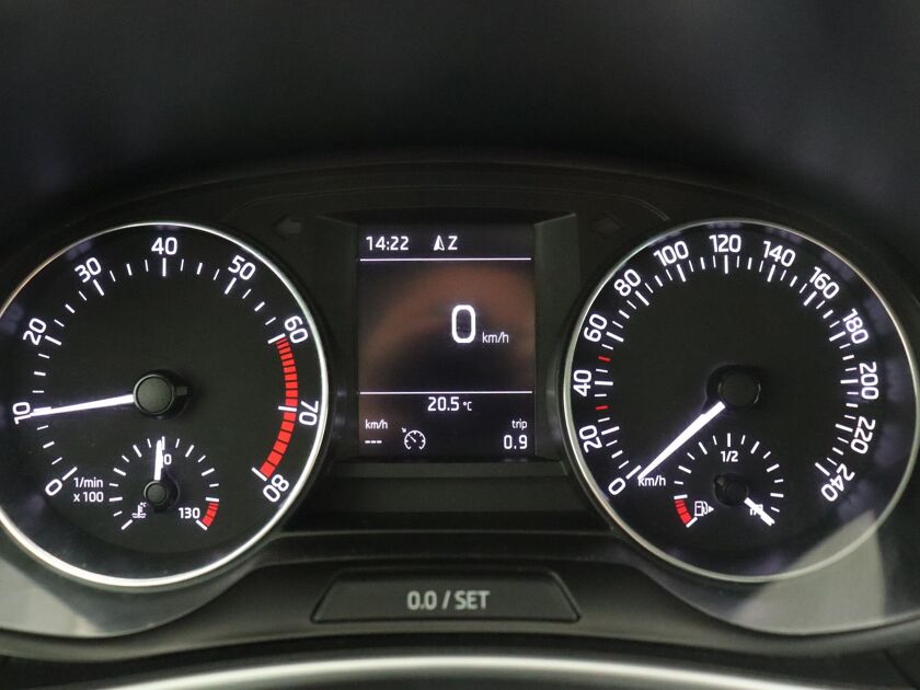 Škoda Fabia Combi 1.0 TSI Drive | 95 PK | Cruise Control | DAB | Navigatie | Airco |