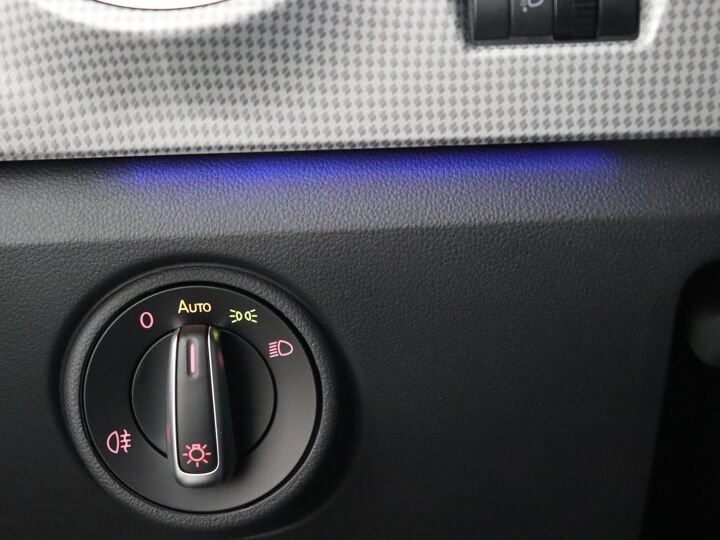 Volkswagen e-Up! | 83 PK | Automaat | Stuurbediening | Bluetooth | Airco |