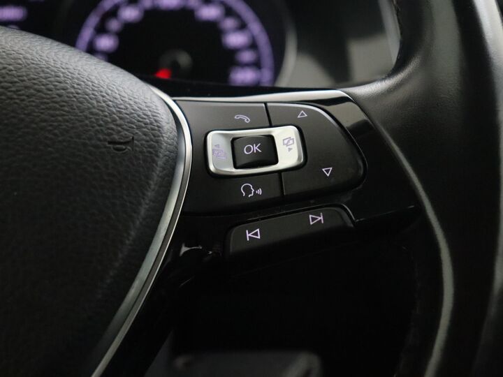 Volkswagen Golf 1.5 TSI Comfortline | 130 PK | Cruise Control adaptief | Parkeersensor voor en achter | Climate Control | Stuurbediening |