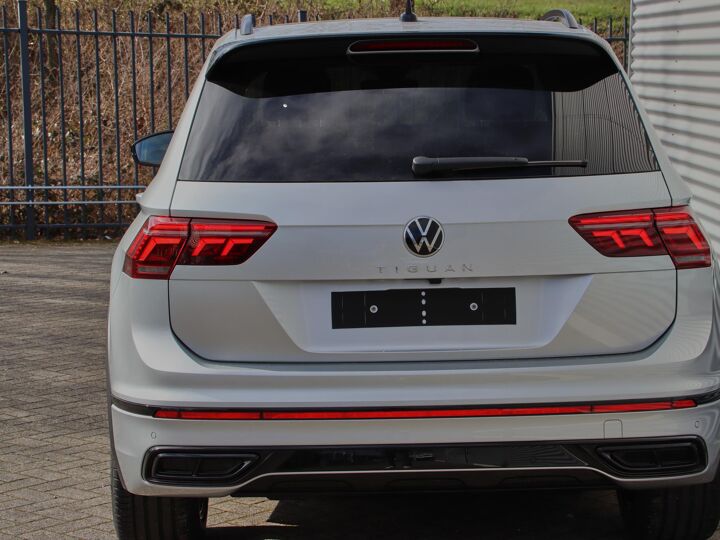 Volkswagen Tiguan R-Line Business 1.5 110 kW / 150 pk TSI SUV 7 vers n. DSG