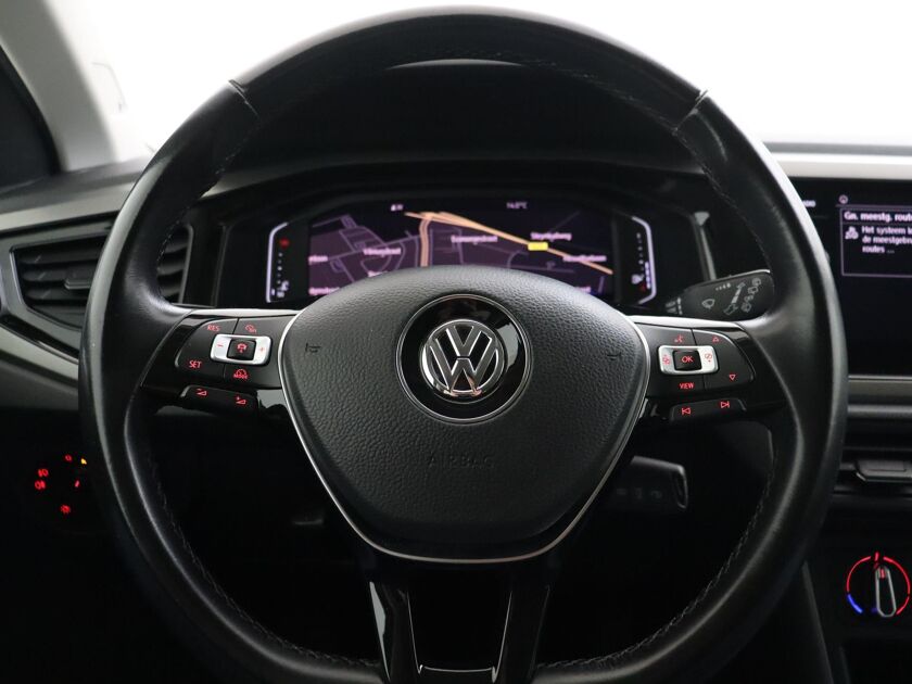 Volkswagen Polo 1.0 TSI 95 PK Comfortline Business | Navigatie | Adaptieve Cruise Control | Elek. Ramen V+A |