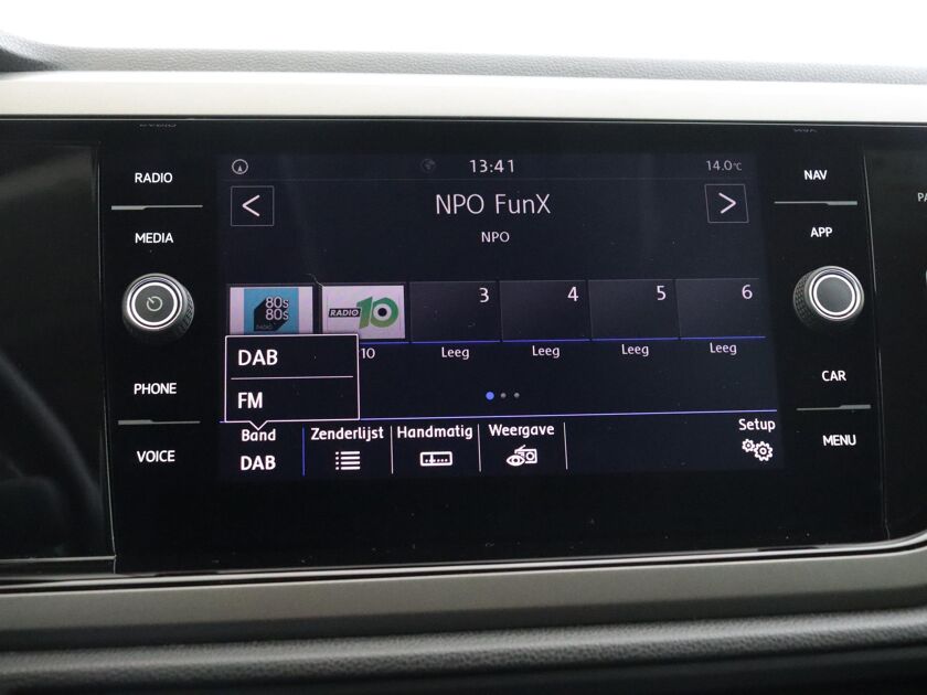 Volkswagen Polo 1.0 TSI 95 PK Comfortline Business | Navigatie | Adaptieve Cruise Control | Elek. Ramen V+A |