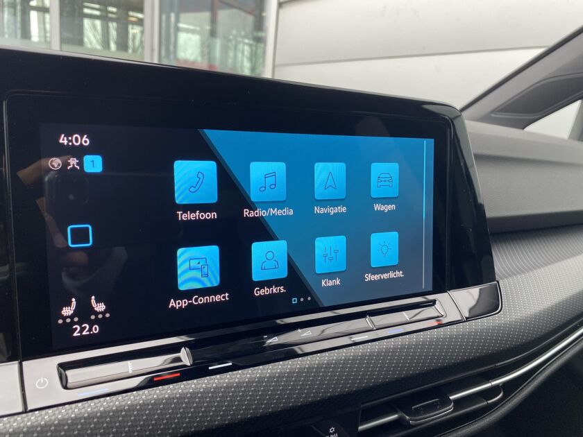 Volkswagen Golf Variant R-Line 1.5 eTSI 150 pk 7 versn. DSG