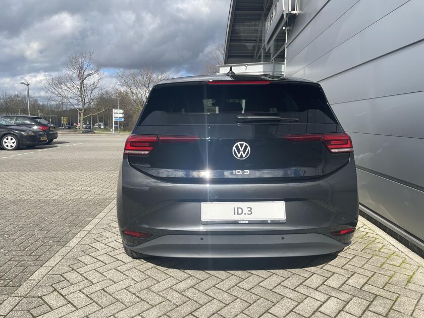 Volkswagen ID.3 Pro Edition ELEKTROMOTOR 150 kW / 204 pk Hatchback Elektrische aandrijving