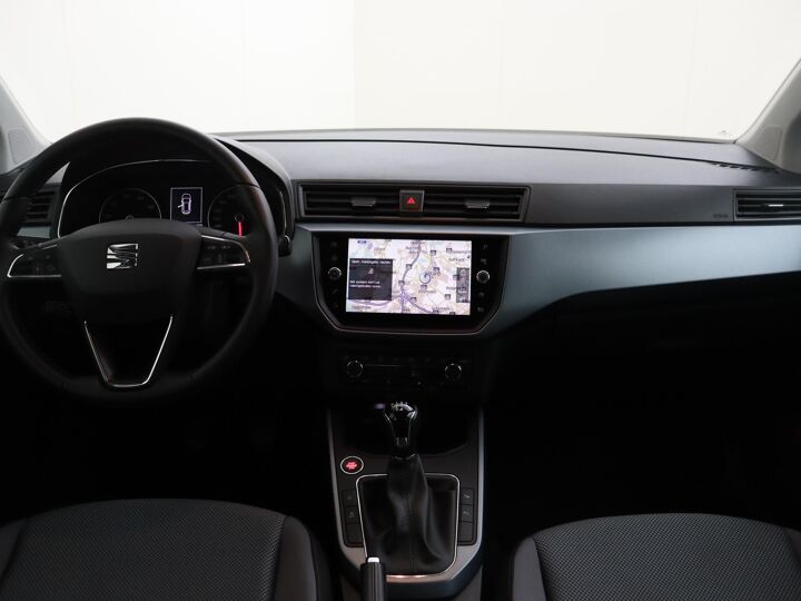 SEAT Arona 1.0 TSI Style Business Intense | 95 PK | Cruise Control | Navigatie | Apple CarPlay | Stuurbediening |