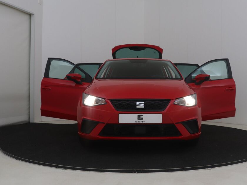 SEAT Ibiza 1.0 TSI Style Business Intense | 95 PK | Apple CarPlay | Navigatie | Stuurbediening | Cruise Control |