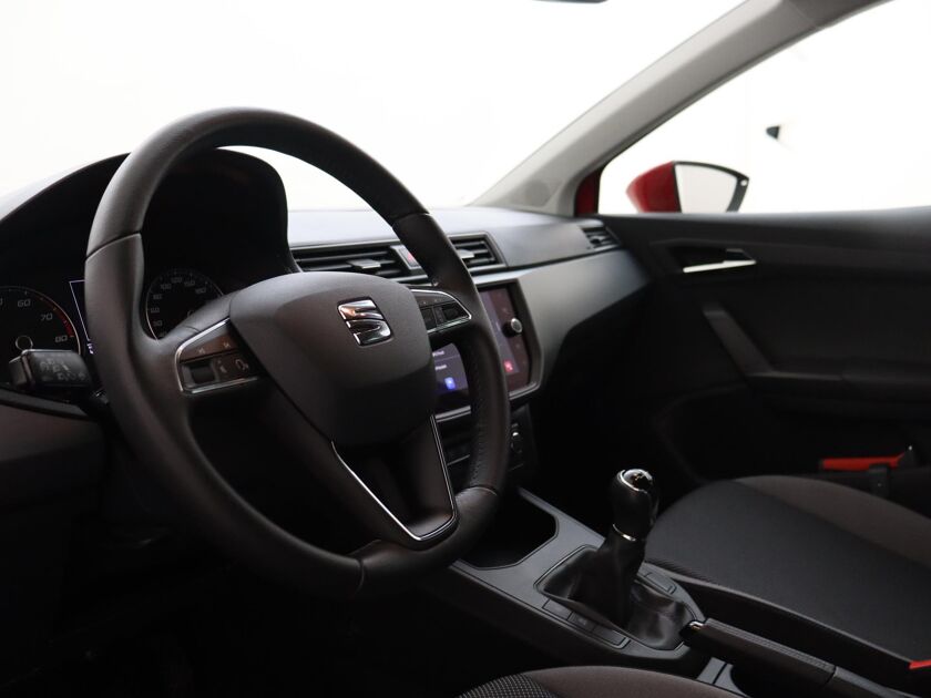 SEAT Ibiza 1.0 TSI Style Business Intense | 95 PK | Apple CarPlay | Navigatie | Stuurbediening | Cruise Control |