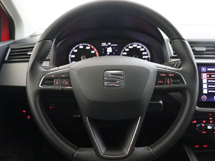 SEAT Ibiza 1.0 TSI Style Business Intense | 95 PK | Apple CarPlay | Navigatie | Stuurbediening | Cruise Control |