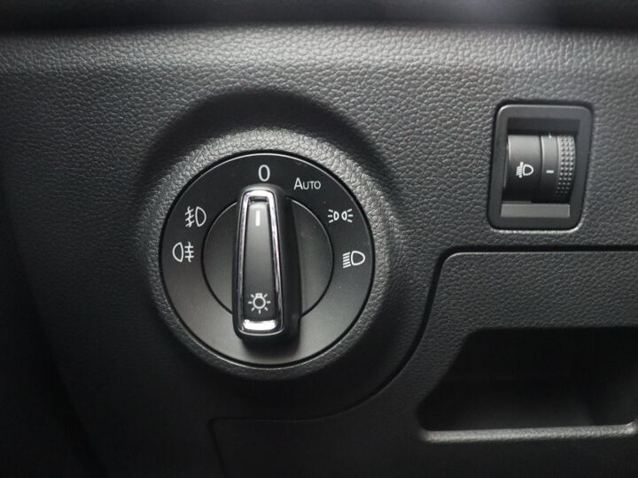 SEAT Arona 1.0 TSI FR Business Intense | 115 PK | Navigatie | Cruise Control | Stuurbediening | Bluetooth |