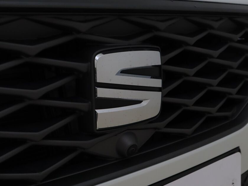 SEAT Tarraco FR Business Intense 1.5 110 kW / 150 pk TSI SUV 7 versn. DSG