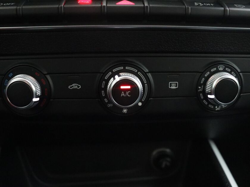 Audi Q2 1.0 TFSI Design | 110 PK | Automaat | Cruise Control | Stuurbediening | Navigatie |