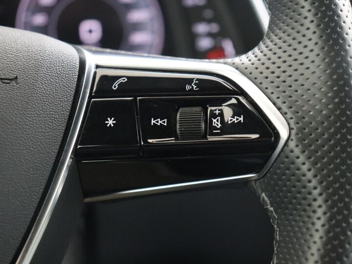 Audi A6 Avant 40 TFSI S edition | 204 PK | Automaat | Sportstuur| S-Line Exterieur | Cruise Control |