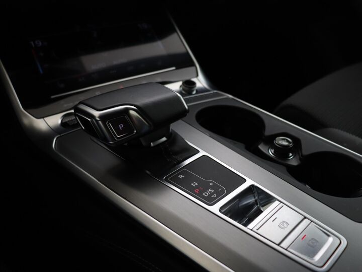 Audi A6 Avant 40 TFSI S edition | 204 PK | Automaat | Sportstuur| S-Line Exterieur | Cruise Control |