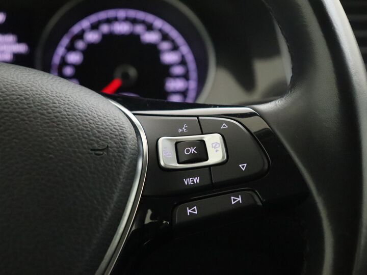 Volkswagen Golf 1.5 TSI Comfortline | 130 PK | Stuurbediening | Cruise Control | Navigatie | DAB |