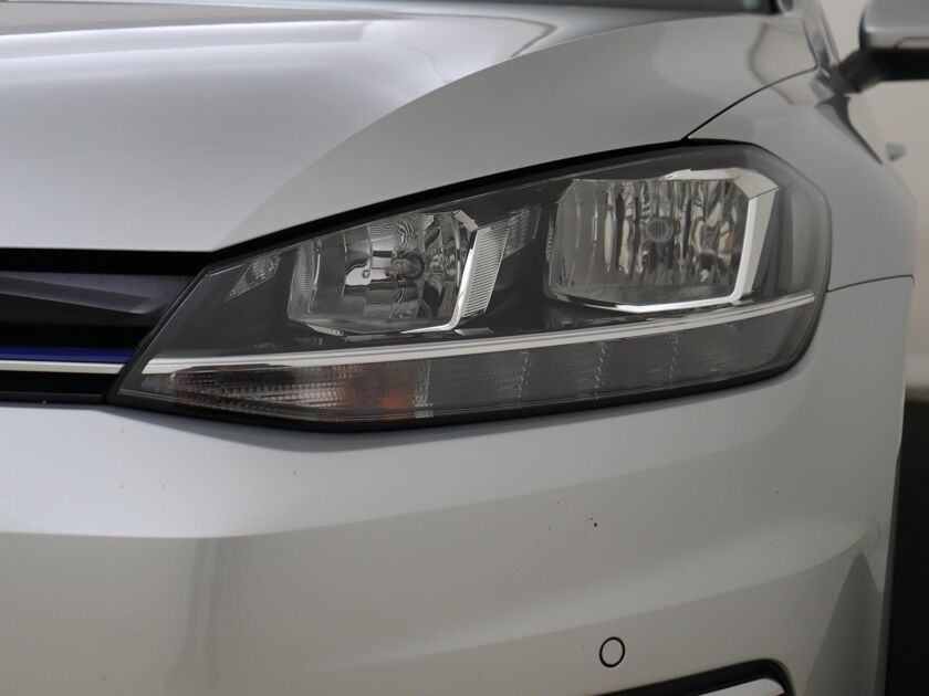 Volkswagen Golf 1.5 TSI Comfortline | 130 PK | Stuurbediening | Cruise Control | Navigatie | DAB |