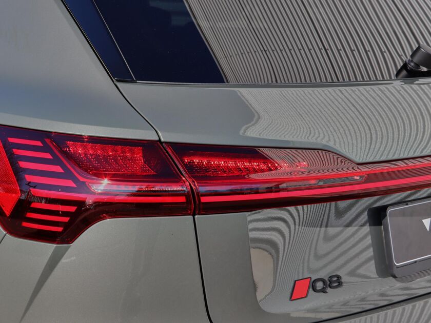 Audi Q8 e-tron 50 quattro S Edition 95 kwh