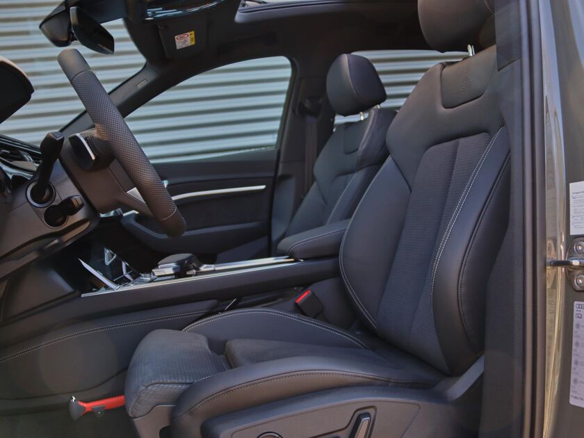 Audi Q8 e-tron 50 quattro S Edition 95 kwh