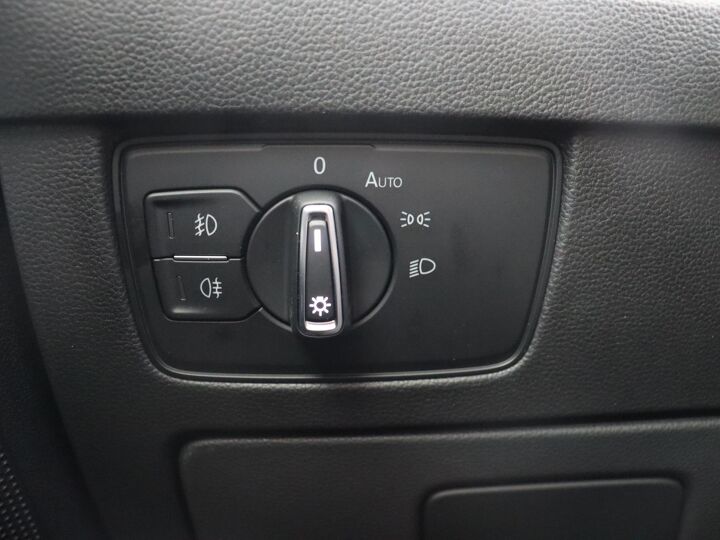 Volkswagen Passat Variant 1.5 TSI R-Line Business + 150pk DSG