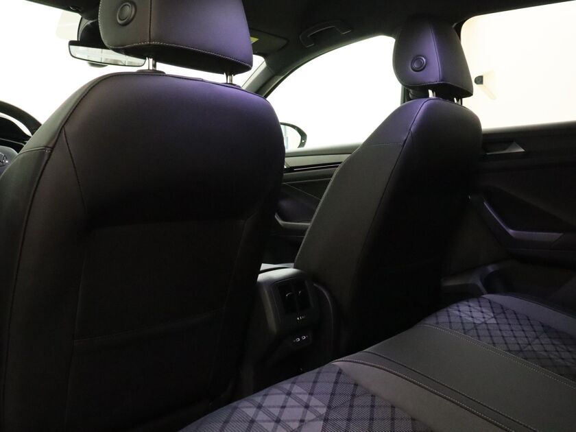 Volkswagen T-Roc 1.0 TSI 110pk R-Line 6-versn.