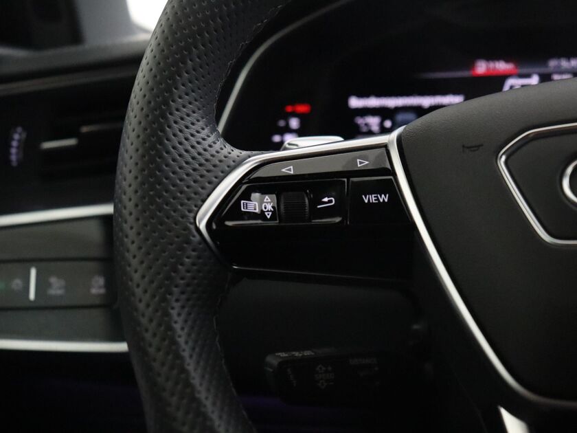 Audi RS 6 4.0 TFSI quattro | 600 PK | Audi Laser Licht | Panoramadak | Dynamic Plus pakket | Luchtvering | LM 22” | Stoelverwarming & Ventilatie | Keramische Remmen |