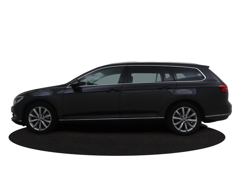 Volkswagen Passat Variant 1.5 TSI Highline | 150 PK | Automaat | Navigatie | DAB | Achteruitrijcamera | Stoelverwarming | Led Verlichting |