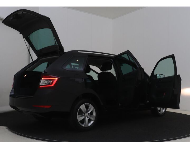 Škoda Fabia Combi 1.0 Clever | 75 PK | DAB | Navigatie | Parkeersensoren | Velgen LM 15” | Apple CarPlay / Android auto |