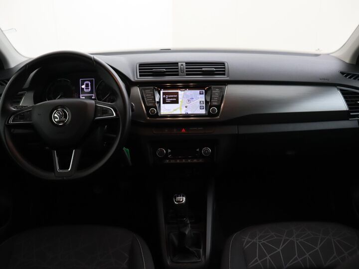 Škoda Fabia Combi 1.0 Clever | 75 PK | DAB | Navigatie | Parkeersensoren | Velgen LM 15” | Apple CarPlay / Android auto |