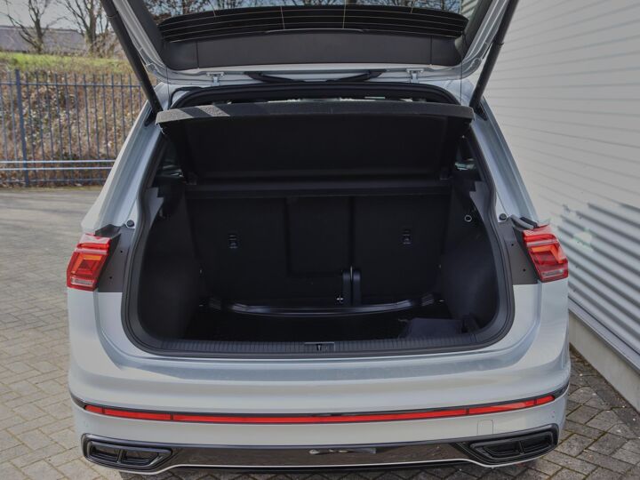 Volkswagen Tiguan R-Line Business 1.5 110 kW / 150 pk TSI SUV 7 vers n. DSG