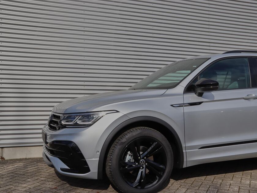 Volkswagen Tiguan R-Line Business 1.5 110 kW / 150 pk TSI SUV 7 vers n. DSG