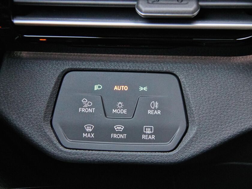 Volkswagen ID.5 Pro ELEKTROMOTOR 150 kW / 204 pk SUV Elektrische a andrijving