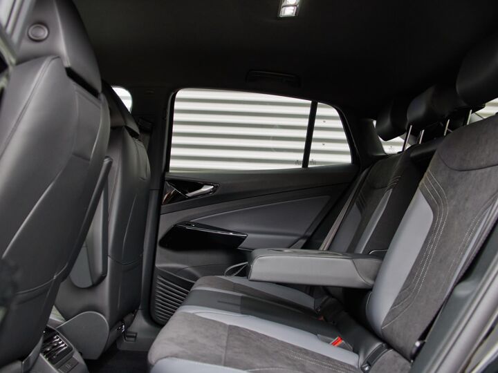 Volkswagen ID.5 Pro ELEKTROMOTOR 150 kW / 204 pk SUV Elektrische a andrijving