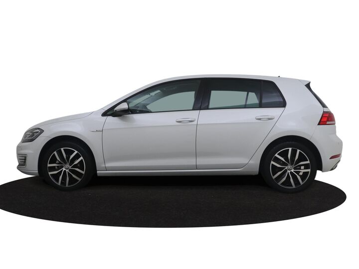 Volkswagen e-Golf E-DITION | Warmtepomp | Leer | Virtueel Cockpit | Stoelverwarming |
