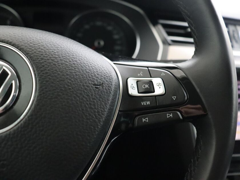 Volkswagen Passat Variant 1.5 TSI Highline | 150 PK | Automaat | Cruise Control | Stoelverwarming | Navigatie |