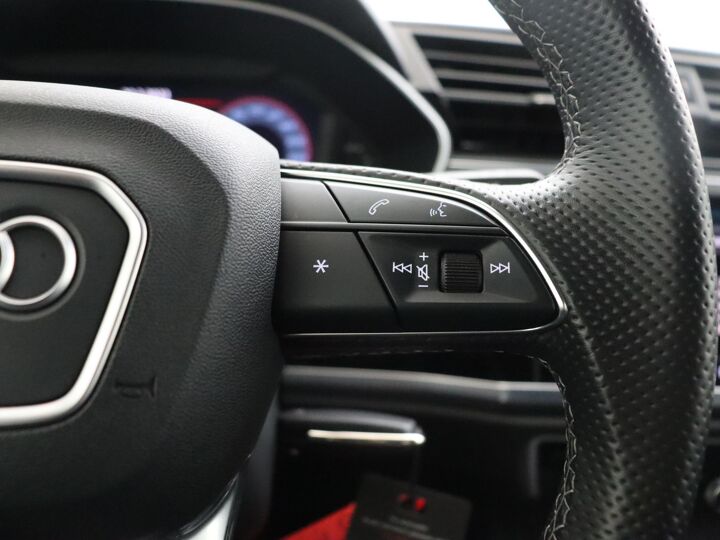 Audi Q3 Sportback 35 TFSI S Edition | 150 PK | Automaat | Parkeersensoren | Navigatie | S Interieur | DAB |