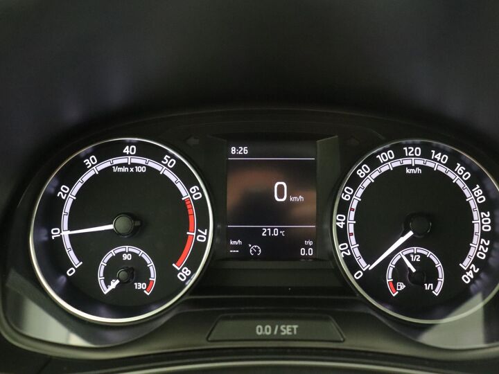 Škoda Fabia 1.0 Business Edition | 75 PK | Apple CarPlay | Cruise Control | Stuurbediening | Bluetooth |