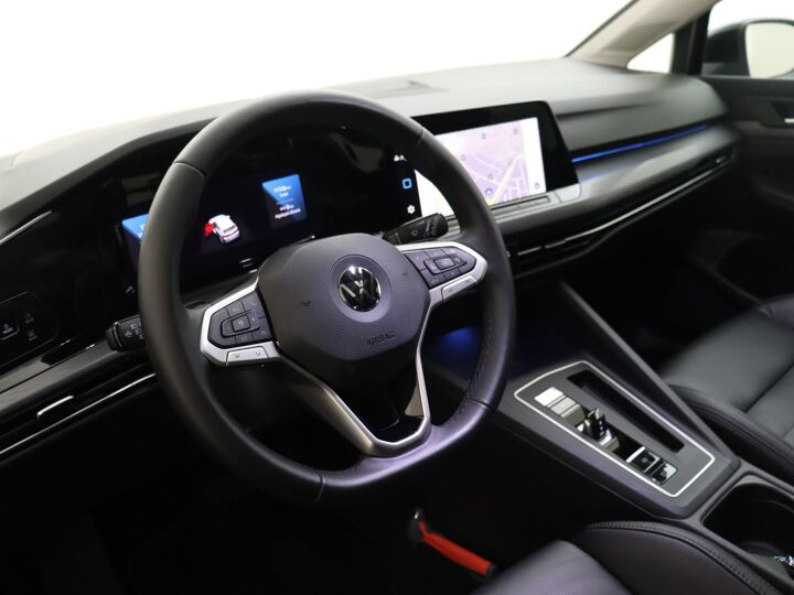 Volkswagen Golf 1.5 eTSI Style | 150 PK | Automaat | Stuurbediening | Stoelverwarming | Cruise Control | DAB |