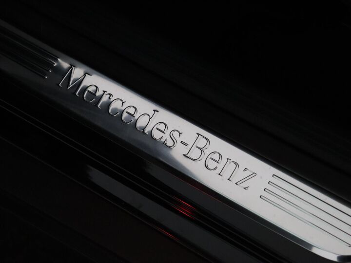 Mercedes-Benz GLC-klasse 250 211 PK 4MATIC AMG-style- 19"LM-velgen, Leder/alcantara verwarmde sportstoelen, achterklep elektrisch.