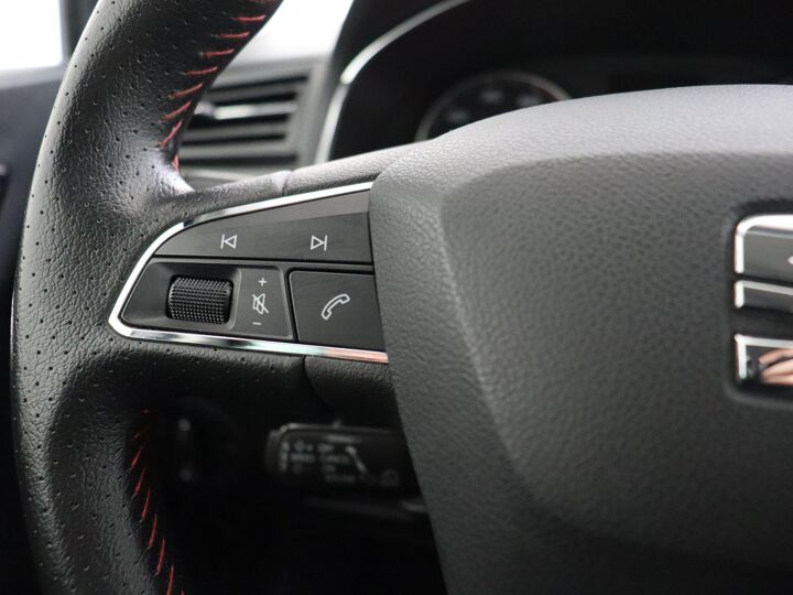 SEAT Ibiza 1.0 TSI 95 PK FR Business Intense Navigatie, Sportstoelen, 18"LM-velgen,