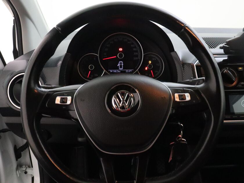 Volkswagen Up! 1.0 60 PK  BMT move up! PDC achteren, MF-stuurwiel, Licht- en regensensor, Achteruitrijcamera