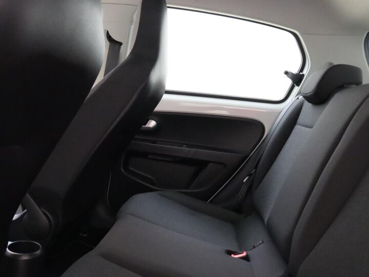 Volkswagen Up! 1.0 60 PK  BMT move up! PDC achteren, MF-stuurwiel, Licht- en regensensor, Achteruitrijcamera