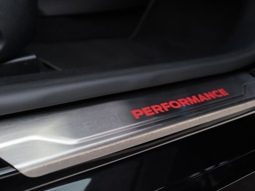 Ford Fiesta 1.5 EcoBoost 200 PK ST-3 B&O soundsysteem, Recaro sportstoelen, Panoramadak.