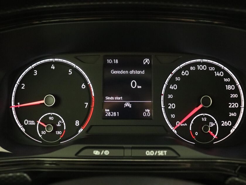Volkswagen T-Cross 1.0 TSI 95 PK Life | ACC | App-Connect | Airco | LM 16" |