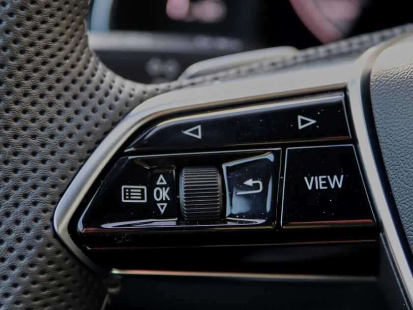 Audi A6 Limousine S edition Competition 40 TFSI 150 kW / 204 pk 7 versn. S-tronic | Adaptive Cruise Control | Achteruitrijcamera | Stoelverwarming voorin | Optiekpakket Zwart | Privacy Glass