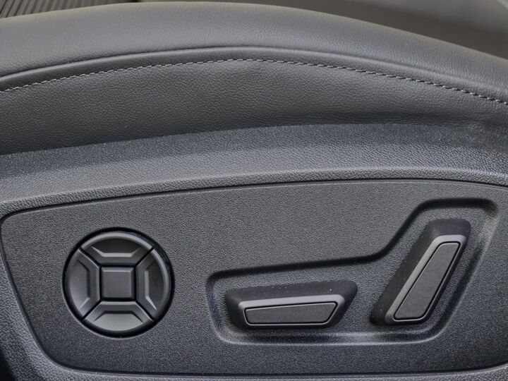 Audi A6 Limousine S edition Competition 40 TFSI 150 kW / 204 pk 7 versn. S-tronic | Adaptive Cruise Control | Achteruitrijcamera | Stoelverwarming voorin | Optiekpakket Zwart | Privacy Glass