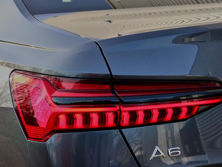 Audi A6 Limousine S edition Competition 40 TFSI 150 kW / 204 pk 7 versn. S-tronic | Stoelverwarming | Achteruitrijcamera | Grotere brandstoftank | Adaptieve Cruise control