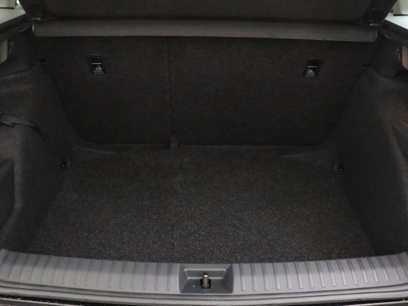 Škoda Kamiq Ambition 1.0 81 kW / 110 pk TSI SUV 6 versn. Hand