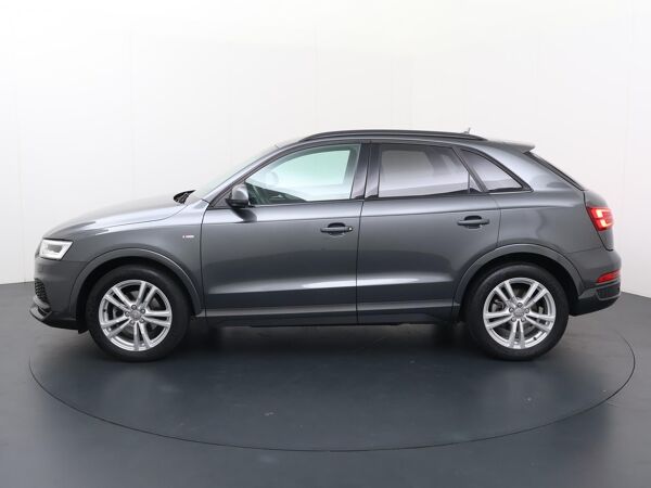 Audi Q3 1.4 TFSI CoD Sport Advance Sport | 150 PK | Automaat | S Line exterieur en interieur | Lichtmetalen velgen 18" |